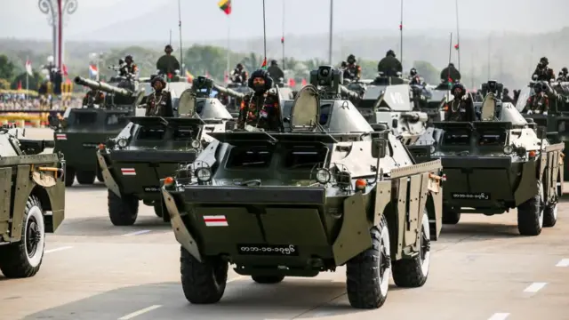 মিয়ানমারের সেনাবাহিনী এখন লড়ছে দেশের জনগণের বিরুদ্ধে।