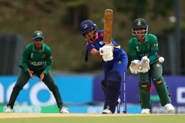 महिला क्रिकेट