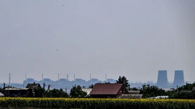 የኒኩሬል ማብላያ ጣብያ ፎቶ ከርቀት