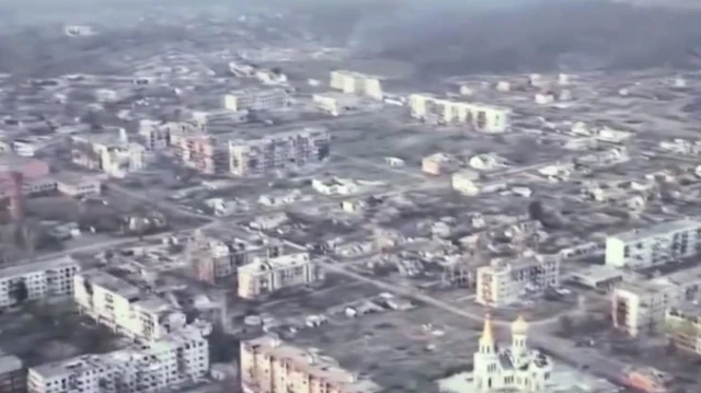 Вид с беспилотника на микрорайон «Канал», который расположен ближе всего к позициям россиян