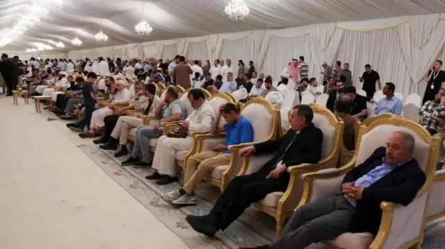 দোহায় হানিয়ের প্রয়াণে শোক জানাতে শত শত মানুষ হাজির হয়