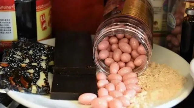 إيجياو علاج قديم يأتي على شكل طعام أو سائل أو حبوب