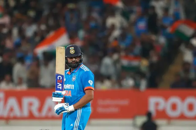 ஆஸ்திரேலியாவின் உத்திக்கு கிடைத்த ஆறுதல் வெற்றி! பரிசோதனை முயற்சியில் இந்தியா வென்றதா?