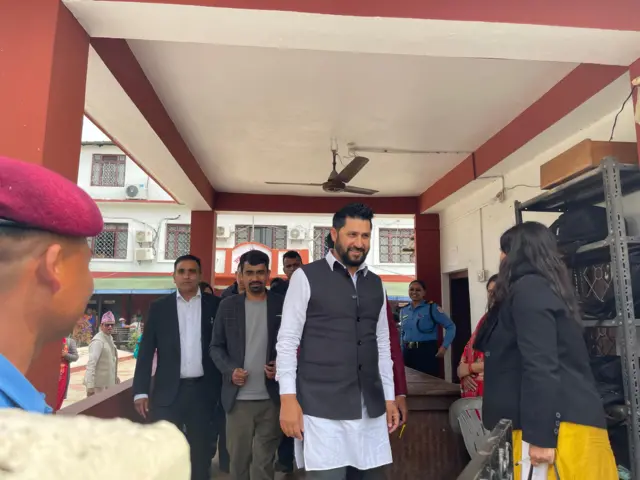 रवि लामिछाने