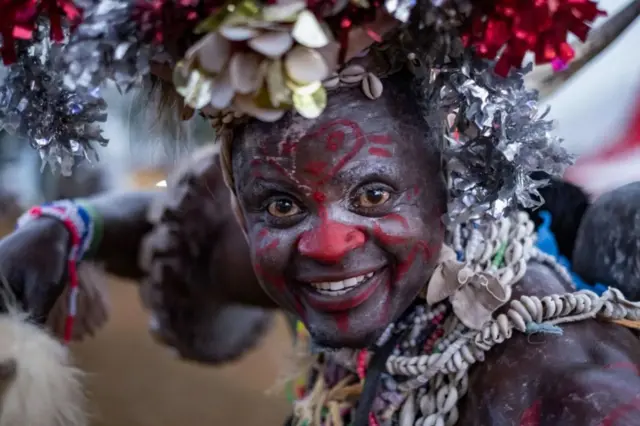 Masu raye-raye a Burundi