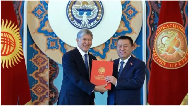 Атамбаев: Апрель революциясынан кийинки өлкөдөгү өзгөрүүлөр Башмыйзамга карата элдин ишенимин кайтарды