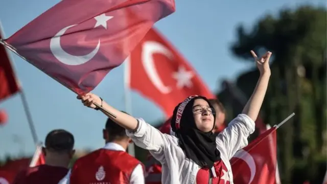 Yosh qizlar aktrisalar jinsiy aloqa video Opa akasini erkalab oldi (porno video)