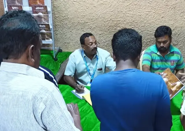 புத்தக வாசிப்பு