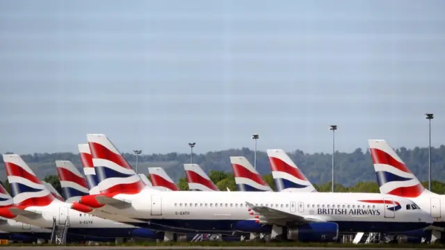 世界各地很多航空公司都停飞