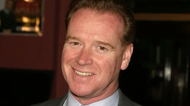 Полковник Джеймс Хьюитт.