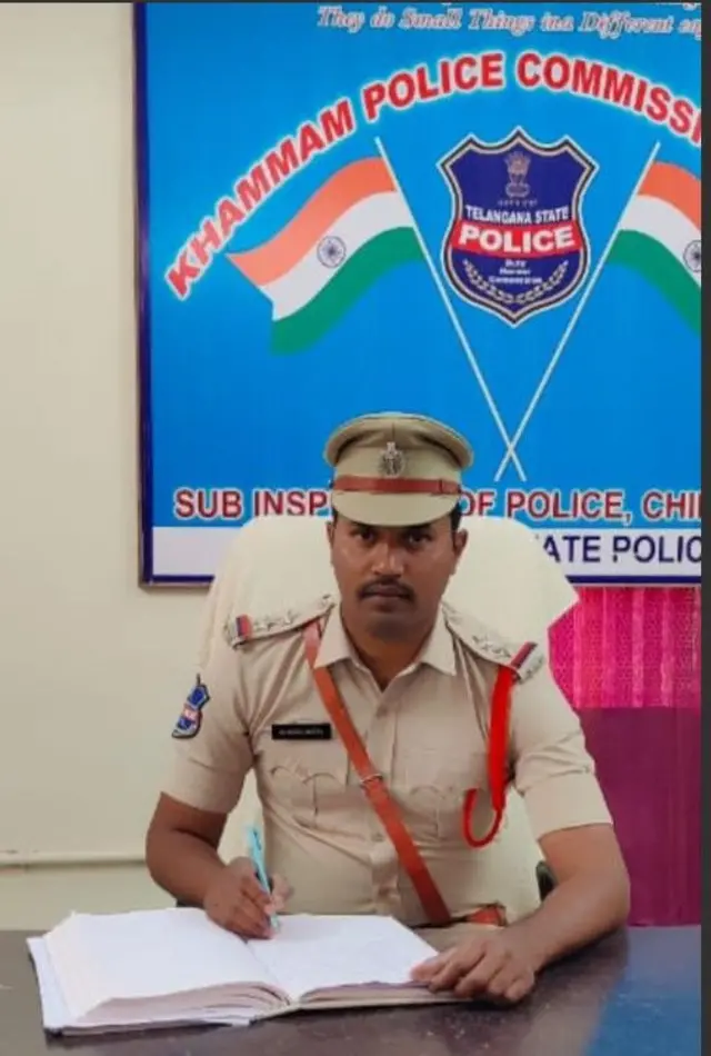 పోలీసు ఆఫీసర్