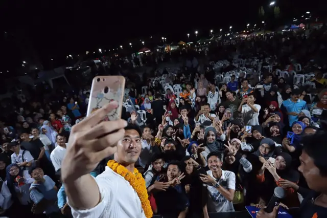 กองโฆษก พรรคอนาคตใหม่