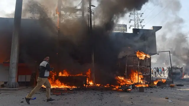 டெல்லி வன்முறை