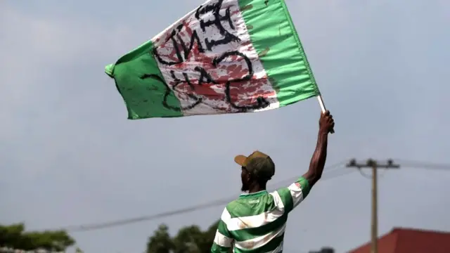 Onye na-eme ngagharíiwe