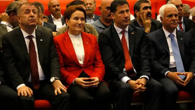İYİ Parti kurucuları, MHP'nin 2016'daki olağanüstü kurultayında başkanlığa adaylıklarını koymuştu