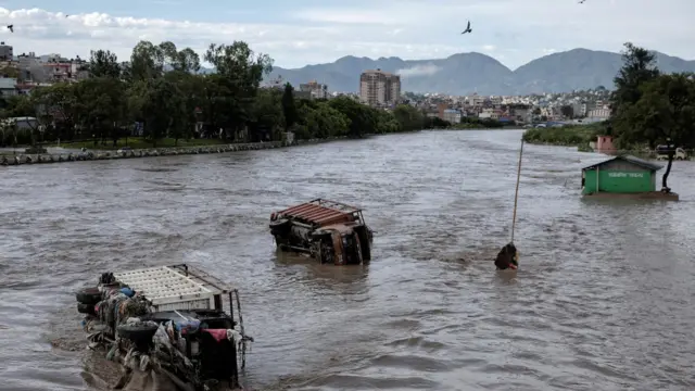 मनुसन विपद्