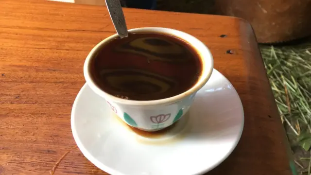 ቡን ዝሓዘ ፍንጃል