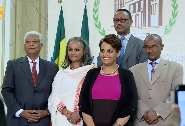 በ2011 ዓ.ም ከተሾሙት የቦርዱ አመራሮች መካከል ዶ/ር ጌታሁን ካሳ ከአንድ ዓመት በኋላ የለቀቁ ሲሆን ሰብሳቢዋ ብርቱካን ሚደቅሳ ደግሞ በ2015 ዓ.ም. መጨረሻ ከኃላፊነት ተሰናብተዋል