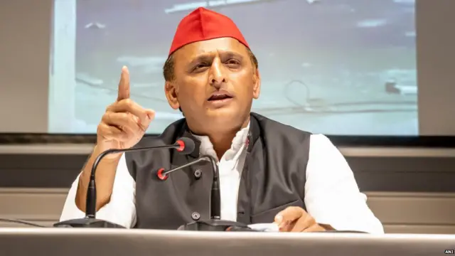 उत्तर प्रदेश के पूर्व मुख्यमंत्री अखिलेश यादव