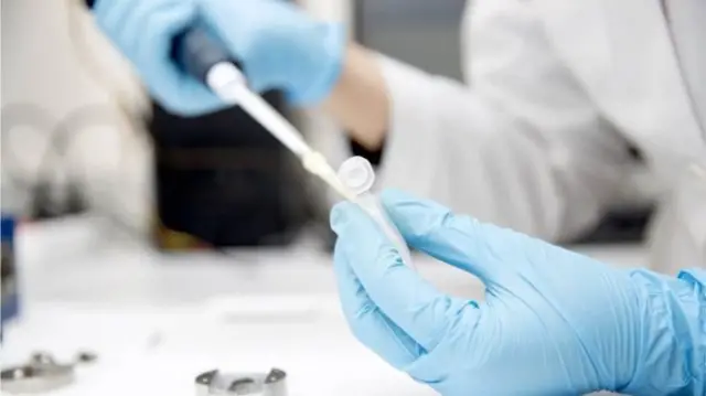 వైరస్ బయట ఎంతకాలం బతుకుతుంది