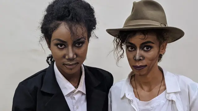 ጸጋም: (ሊድያ አበበ) ናይ ቀደም ማይክል ጃክሰን የማን፣ (ቤትልሔም አበበ) ማይክል ጃክሰን ሎሚ