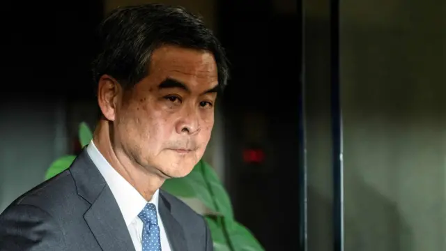 梁振英到西九龙裁判法院出庭作证（4/10/2017）
