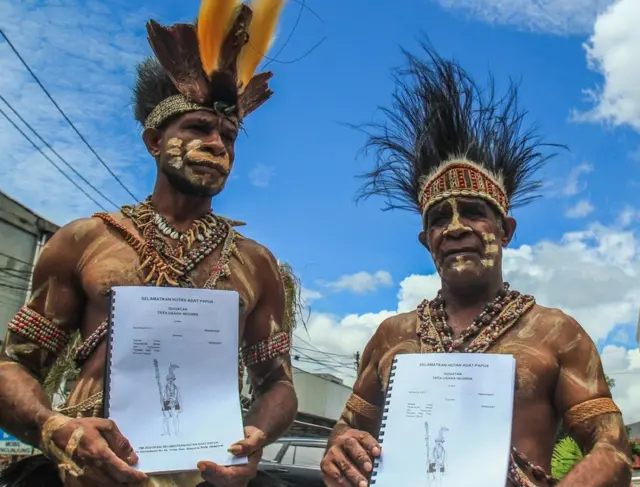 Hendrikus "Frengky" Woro mengajukan gugatan ke PTUN Jayapura.