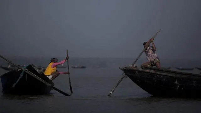 পশুর নদীর ওপর কয়লা পরিবহন করা হবে।