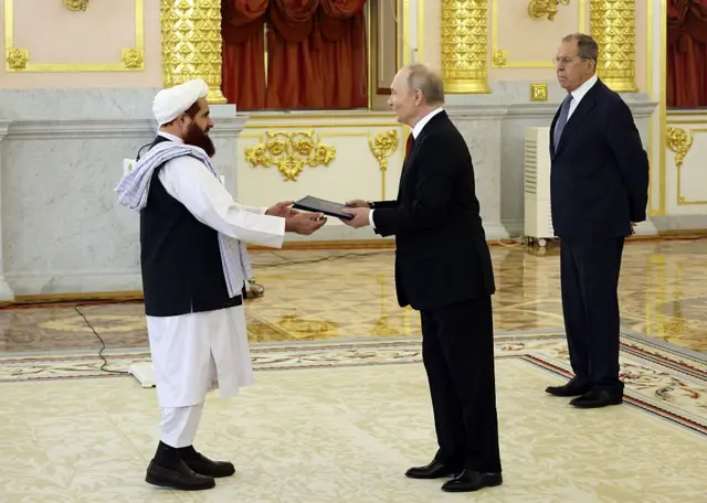 Путин ва Толибон элчиси.