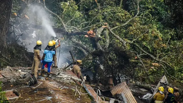 हेलिकॉप्टर क्रैश