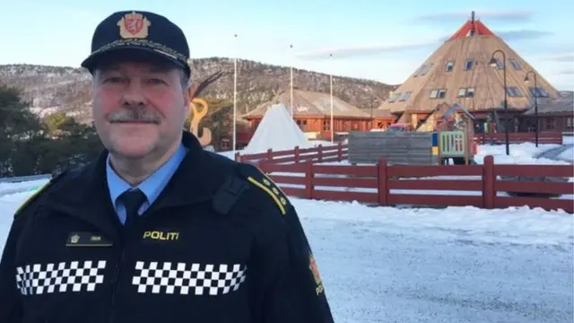 पुलिस अफ़सर असलक फ़िनविक