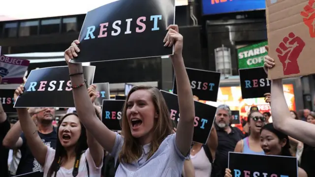 અગાઉ પ્રતિબંધ વખતે થયેલા દેખાવો