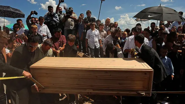 funeral de Le Barón