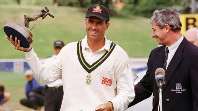 हैंसी क्रोन्ये