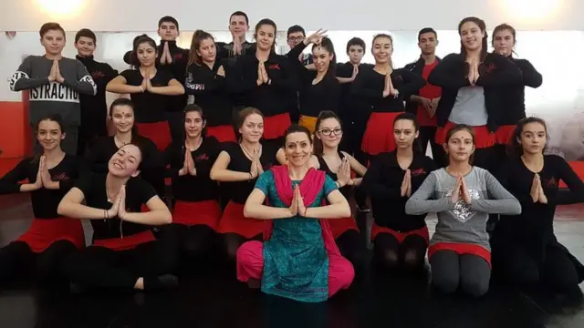 பல்கேரிய பெண்மணி