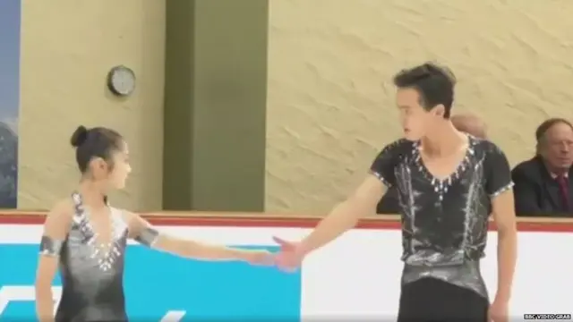 વિન્ટર ઓલિમ્પિક્સમાં ભાગ લેનારાં કિમ જુ-સિક અને રયોમ ટે-ઓક.