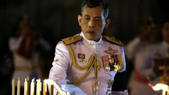 Tân vương Thái Lan Vajiralongkorn sinh ngày 28 tháng 7 năm 1952, là con trai đầu và là người con thứ hai của Hoàng hậu Sirikit và Vua Bhumibol Adulyadej.