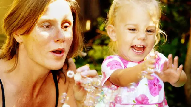 मां- बेटी