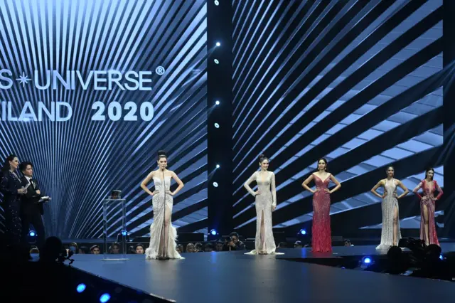 อเล็กซานดร้า