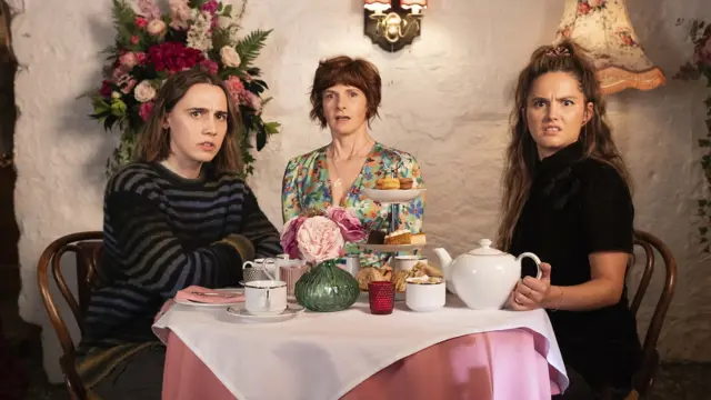 Кадр із фільму "Сміливі дівчата"