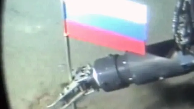 pegunungan es arktik