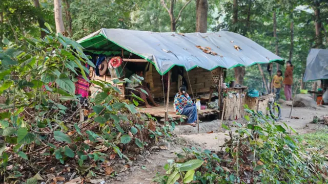 စစ်ကိုင်းတိုင်း၊ ပုလဲမြို့နယ်ထဲက စစ်ရှောင်စခန်းတစ်ခု