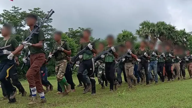 ဗိုလ်နဂါးဦးဆောင်တဲ့ ဗမာအမျိုးသားတော်လှန်ရေးတပ်ဖွဲ့စည်း 