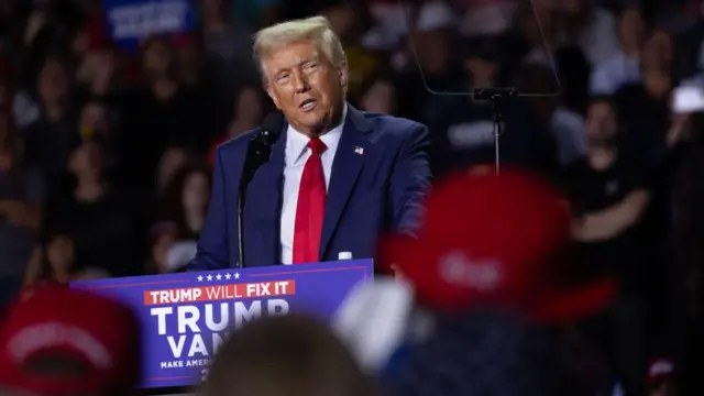 उम्मीदवार डोनाल्ड ट्रंप