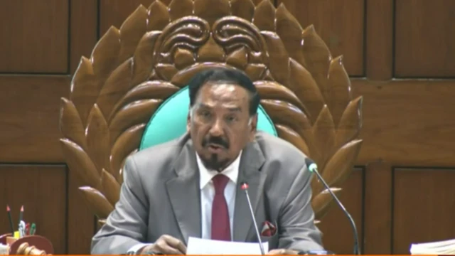 জাতীয় সংসদের স্পিকার মেজর (অব.) হাফিজ উদ্দিন আহমদ