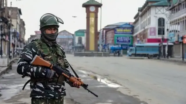 காஷ்மீரில் தற்போதைய நிலை என்ன?