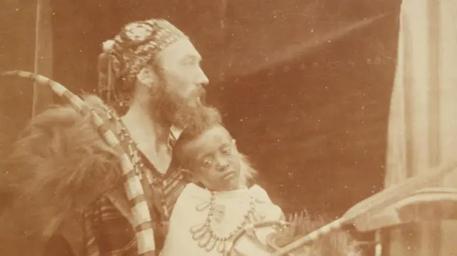 Yarima Alemayehu tare da Captain Speedy