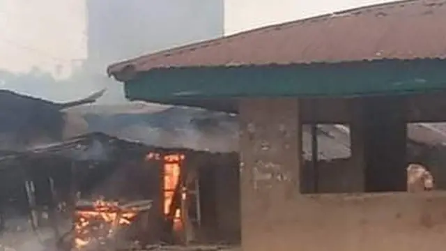 Ụlọ na-ere ọkụ