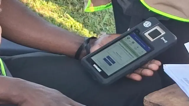 Imwe mu mashini zifashishwa mu gusuma ibikumwe by'abaza gutora