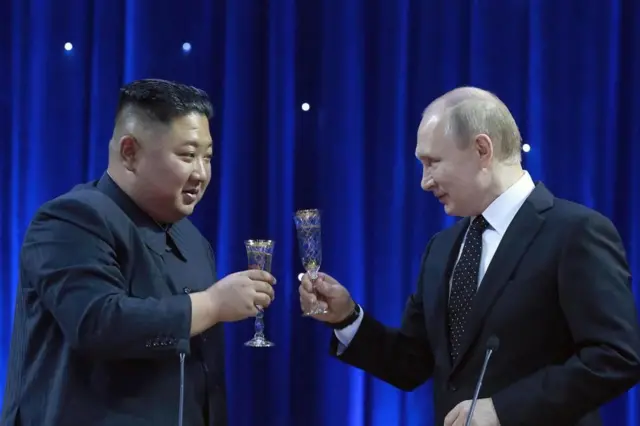 Buri ruhande rufite icyo urundi rushaka...aha ni mu 2019 ubwo Kim aheruka guhura na Putin mu Burusiya